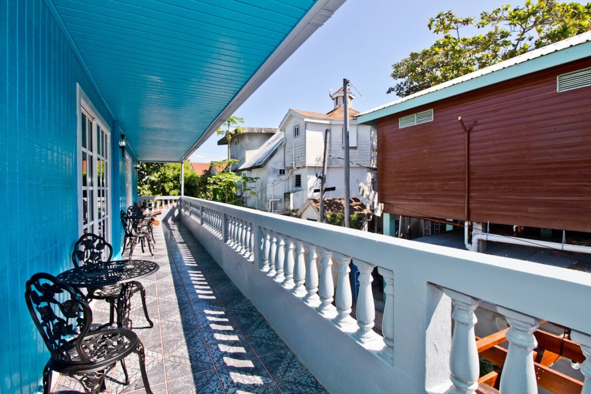 Sandbar Beachfront Hostel&Restaurant San Pedro  Exterior foto